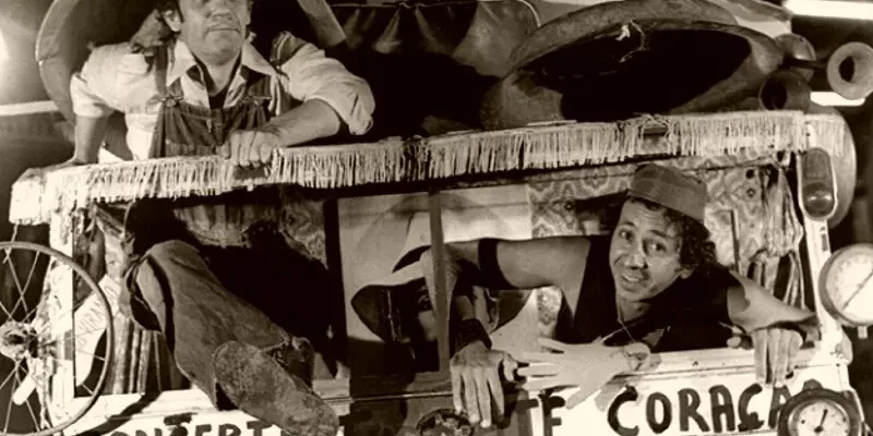 camicleta-reviva-a-magia-de-shazan-xerife-cia-em-livro-inedito-uma-viagem-nostalgica-a-1a-sitcom-brasileira2
