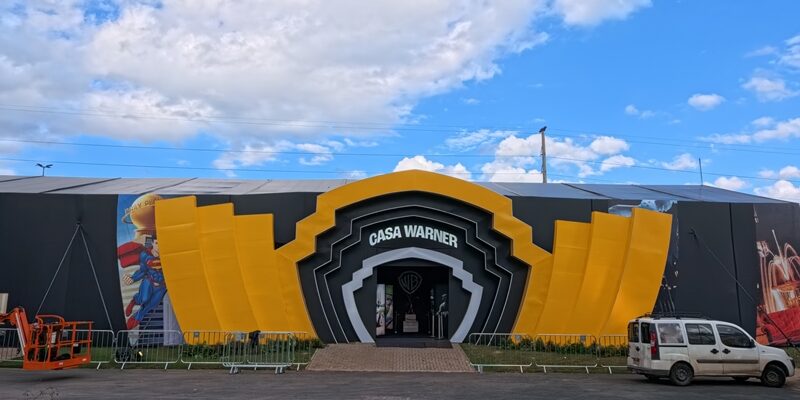 CW-04 casa-warner-chega-a-brasilia-com-harry-potter-e-supergirl