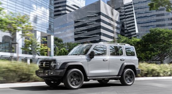 GWM Tank 300 PHEV Flex 1 carros-gwm-tank-300-phev-flex-estreia-como-primeiro-hibrido-plug-in-flex-do-mundo